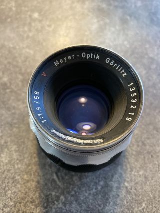 Meyer - Optik Gorlitz 58mm F/1.  9 M42 Vintage Lens