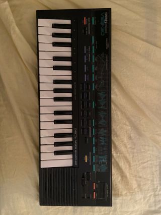 Vintage Yamaha Portasound Vss - 30 Electronic Keyboard 32 Keys
