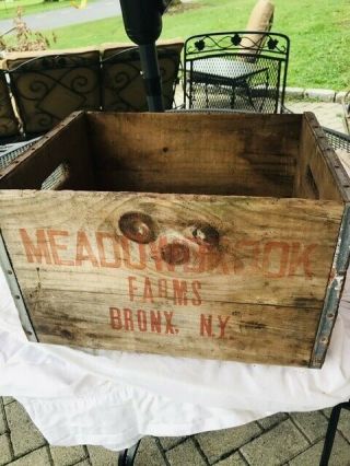 Vintage Meadowbrook Farms Bronx,  Ny Milk Wood Wooden Box Crate With Metal Trim