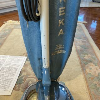 1960 ' s Vintage Eureka 2 Speed Model 260 Upright Vacuum 4