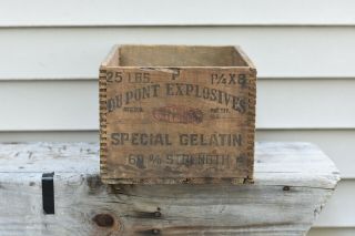 Antique Vintage 1930 - 40 Dupont Explosives Dynamite Dovetail Advertising Wood Box