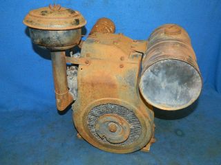 Vintage Briggs & Stratton Engine " Model B " Type 300510 - 1930 