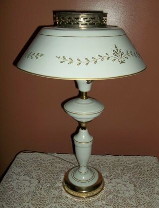 Vtg 60s Off White & Gold Toleware Metal Cottage French Country 3 Way Table Lamp