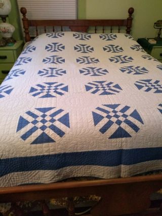 Vintage,  Hand Stitched,  Blue/white Quilt - Full Size -