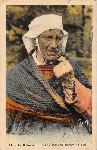 France Bretagne Old Woman Smoking Pipe Postcard