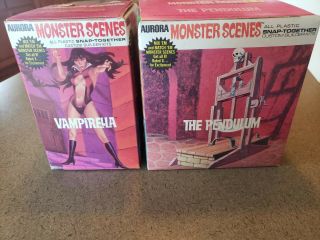 2 Vintage 1971 Aurora Monster Scenes Plastic Model Kits Vampirella The Pendulum 3