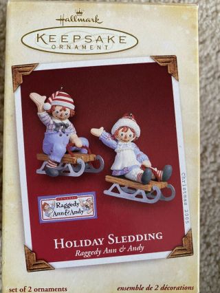 2005 Hallmark Holiday Sledding Raggedy Ann And Andy Christmas Ornament