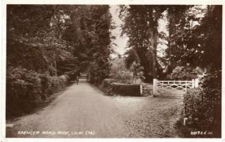 " Spencer Road,  Ryde,  I.  O.  W.  " Old Photo Postcard Posted 1938