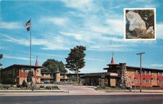 Charlevoix Mi 1969 View Of The Lodge (formerly Weathervane Lodge) Vintage Mich