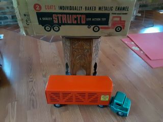 Vintage Structo Cattle Farms Truck And Cattle Trailer With Box.