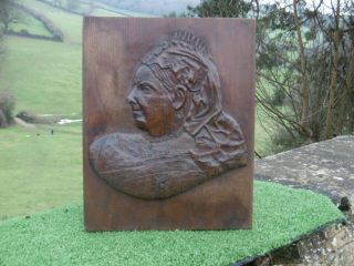 19thc Wooden Oak Panel Carving Of Queen Victoria In Profile