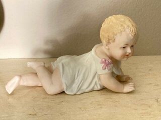 Large Antique Bisque Porcelain Figurine Dimpled Girl Piano Baby 23/109