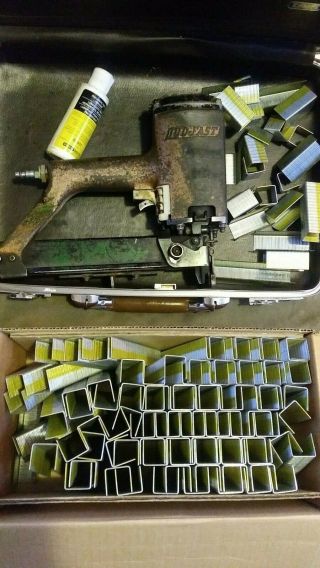 Vintage Tool Duo - Fast Model Rs - 1748 Roofing Roofer Air Nailer Stapler & Staples