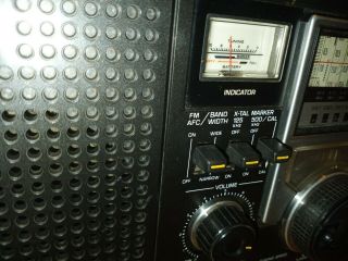 Vintage Panasonic RF - 2200 8 - Band Short Wave Double Heterodyne AM/FM Radio 2