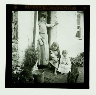 Antique Magic Lantern Slide - Victorian Mother with Children & Dog - UK Dealer 2
