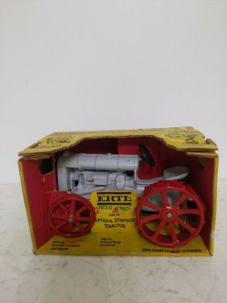 1/16 Vintage Fordson F Tractor In Green Acres Box By Ertl (1969)