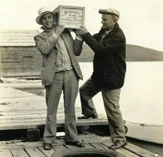 1920 Bootleggers Whiskey Prohibition Vintage Snapshot Photo Seagrams Vo Canadian