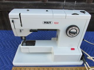 PFAFF 1222 Heavy Duty Sewing Machine Vintage,  Foot Pedal Needs 1 Part 2