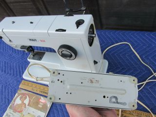 PFAFF 1222 Heavy Duty Sewing Machine Vintage,  Foot Pedal Needs 1 Part 3