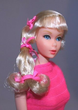 Vintage Mod Talking Barbie Platinum Blonde Side Ponytail All