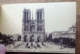 Paris Book Of 15 Vintage Postcards Rp (inlcudes Notre - Dame).  Postage