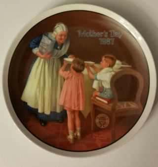 Mother’s Day 1987 Grandma’s Surprise Norman Rockwell Collector 