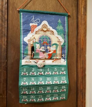 Vintage Avon Christmas Countdown Fabric Advent Calendar W/ Mouse Cond.