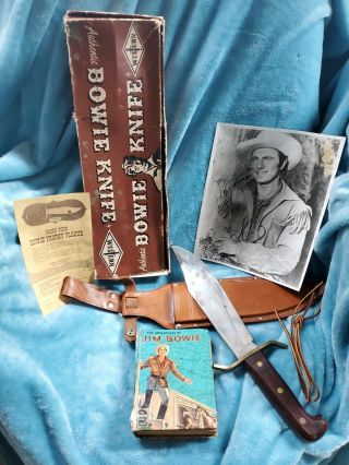 Vintage Authentic Western W49 Bowie Knife W/original Sheath,  And Box.  Blade 9.  5 “
