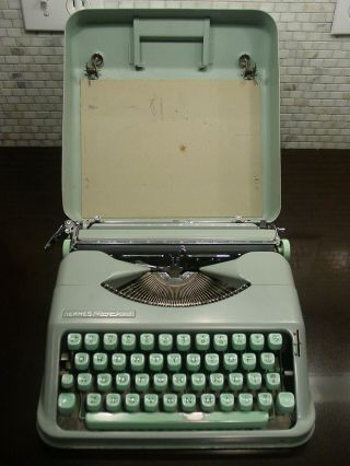Vintage Mid - Century Hermes Rocket Portable Typewriter Seafoam Green