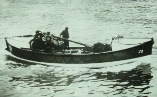 Magic Lantern Slide Of ‘st Ives Lifeboat Wrecked And Crew Drowned’ Likely 1939