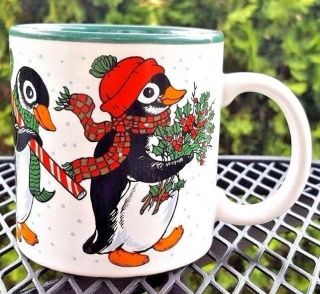 Christmas Penguin Mug Potpourri Press Green Red Scarf Candy Cane Japan 10 Oz