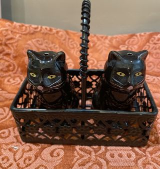 Vintage Black Cat Porcelain Salt & Pepper Shakers In Metal Basket