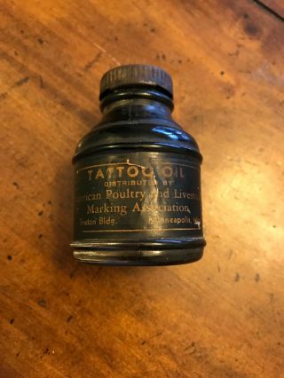 Vintage Rare Tattoo Oil Glass Bottle American Poultry & Livestock Minneapolis Mn