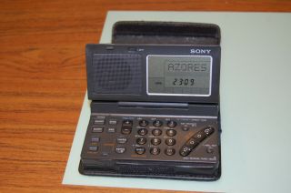 Vintage Sony Icf - Sw100 World Band Receiver Portable Shortwave Radio With Case