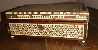 Antique Wooden Inlaid Parquet Mother - Of - Pearl Jewelry Dresser Box W/key