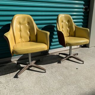 Set Of 2 Vintage Mcm Yellow Arm Chair Mid Century Modern Office Chair
