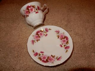 Vintage Queen Anne English Bone China Tea Cup And Saucer Ridgway Potteries D17 4