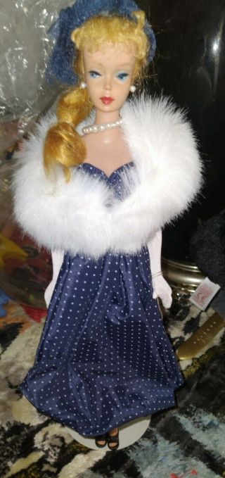 Barbie Vintage Ponytail 4 Blonde Wearing Gay Parisienne Outfit