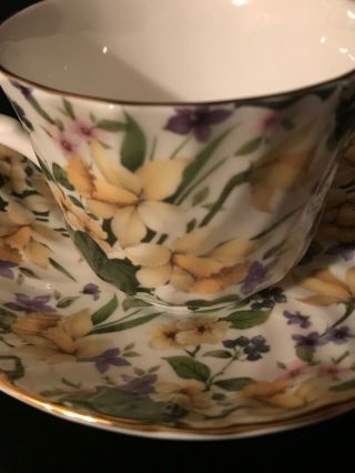Heirloom Fine Bone China England Floral Daffodil.  Teacup /Saucer.  Vintage 3