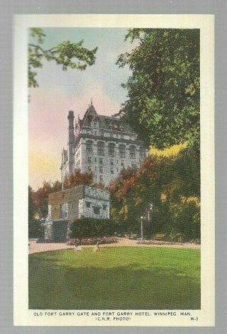 Pk47584x:postcard - Old Fort Garry & Fort Garry Hotel,  Winnipeg,  Manitoba