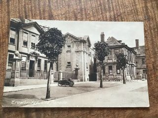 Trowbridge The Parade Vintage 1900s Postcard.  16/9