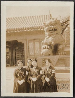Ka1 China 1930s Photo Japanese Red Cross Nurses In Imperial Garden Peking