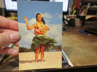 Vintage Old Hawaii Postcard Hula Dancer Girl Grass Skirt Maiden Feet In Sand Lei