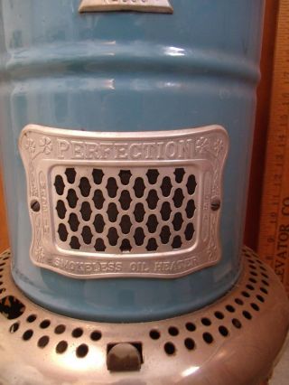 Antique Vintage PERFECTION Kerosene Heater Stove Model 630 ENAMEL BLUE Nickel 3