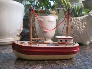Antique Hand - Carved Wooden Boat Signed On Bottom 5 " (l) X 3 - 3/4 " (h) X 1 - 1/2 " (d