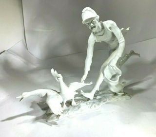 Blanc De Chine Alka Kunst Bavaria German Large Porcelain Duck Thief Figurine