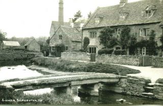 1950s Postcard Stone Footbridge & Old Cottages Lower Slaughter Glucestershire