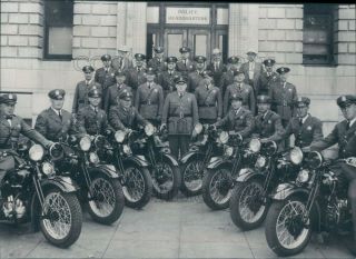 Press Photo Police Officers In Uniform With Motorcycles Hdqtrs Sacramento