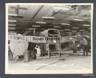 Vintage 1940s Wwii B - 25 Mitchell Bomber Plane Manufacturing Photo - Brown Bros
