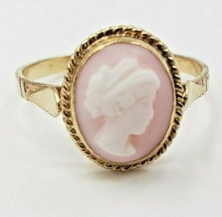 Cameo Ring Vintage In 14 Kt Yellow Gold Size 6.  5
